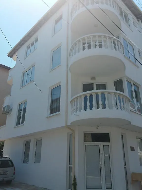 Primorsko Apartments